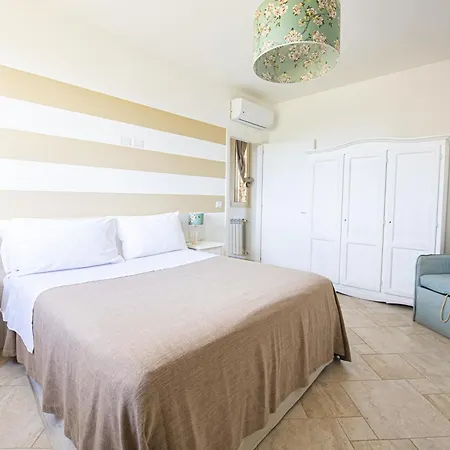 Elisabetta Con Idromassaggio E Area Piscina 别墅 *