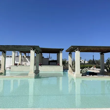 Elisabetta Con Idromassaggio E Area Piscina 加利波利