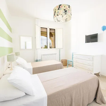 Elisabetta Con Idromassaggio E Area Piscina