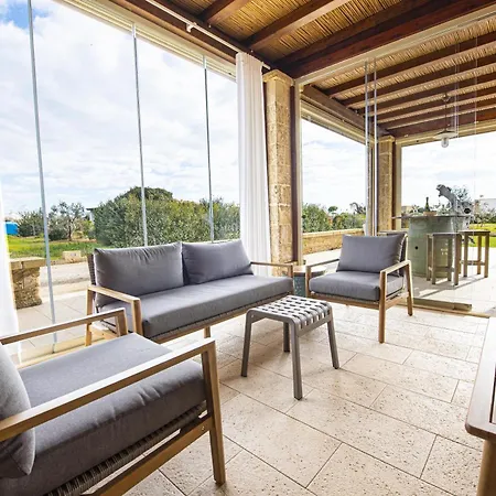 Elisabetta Con Idromassaggio E Area Piscina Willa