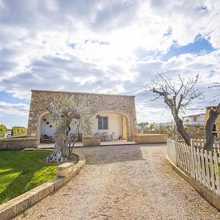 Elisabetta Con Idromassaggio E Area Piscina