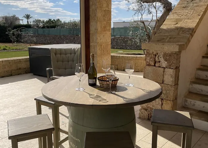 Elisabetta Con Idromassaggio E Area Piscina