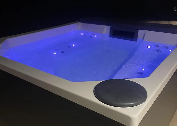 Elisabetta Con Idromassaggio E Area Piscina Villa Gallipoli